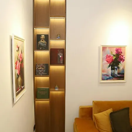 Mjolly Apartment Tirana
