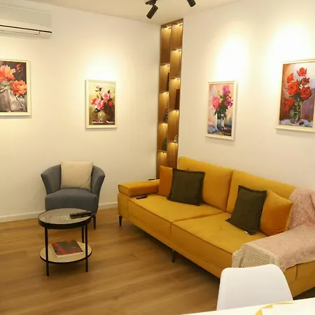 Appartement Mjolly Tirana