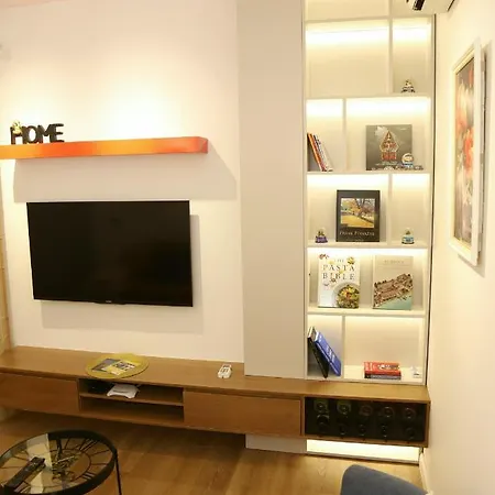 Apartment Mjolly Tirana