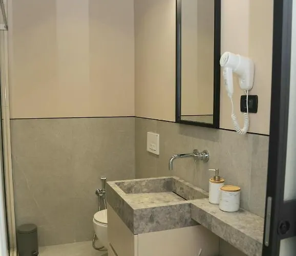 Mjolly Appartement Tirana